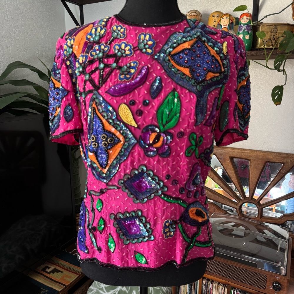 Vintage 80’s Carolyne Barton Night Pink Silk & Sequins Beaded Floral Top